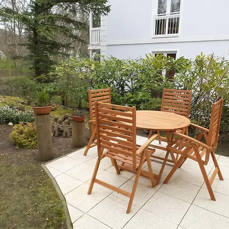Apartment Strandnahe Mit 2 Schlafzimmern Und Terrasse, Am Kurpark, Ostseebad Binz